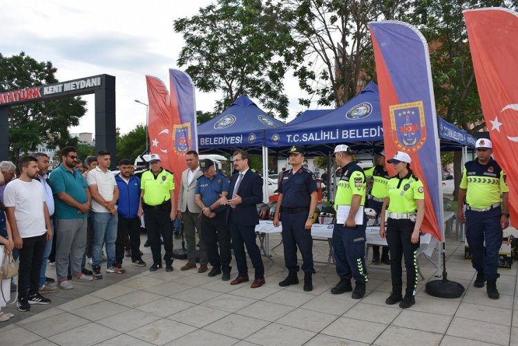 Motosiklet Sürücülerine Yönelik “Kask Kullanımı Bilgilendirme” Etkinliği Düzenlendi.