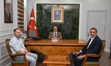 GDZ Elektrik Salihli İlçe Yöneticisi Yılmaz Dudu’dan Kaymakam Güldoğan’a Ziyaret