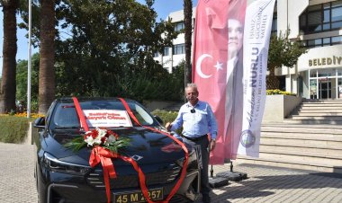 Manisa Büyükşehir Belediyesi’nden Salihli Belediyesi’ne Hizmet Aracı Desteği