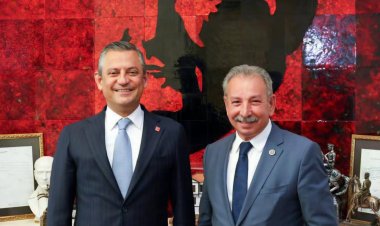 Mazlum Nurlu’dan Değişim Mesajı: “Özgür Özel’in Yanında Yürümeye Devam Edeceğiz”