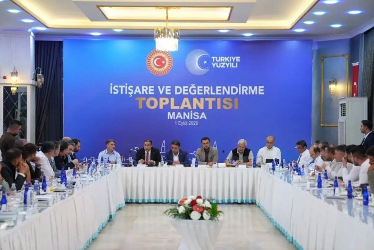 AK Parti Manisa Teşkilatı İstişare ve Değerlendirme Toplantısında Bir Araya Geldi