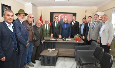 Kaymakam Güldoğan’dan Muhtarlar Derneği’ne Ziyaret